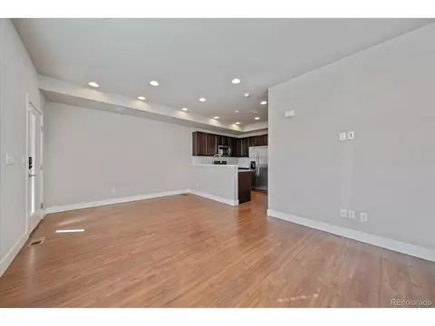 16241 E Warner Pl, Denver, CO 80239 photo 3
