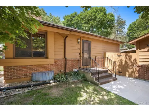 136 S Eagle Cir, Aurora, CO 80012 photo 2
