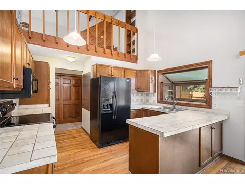 136 S Eagle Cir, Aurora, CO 80012 photo 7
