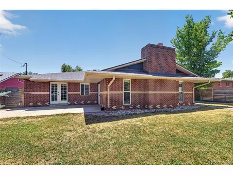 Exterior - 7981 Robin Ln, Denver, CO 80221 photo 2 of 4