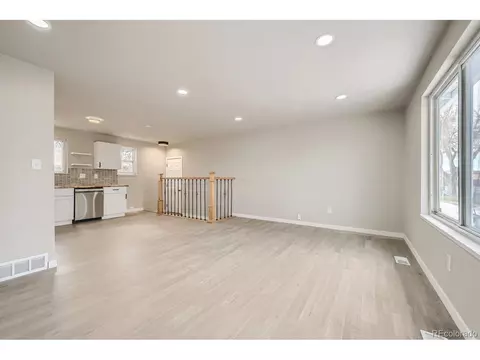 15306 E Brown Pl, Aurora, CO 80013 photo 5