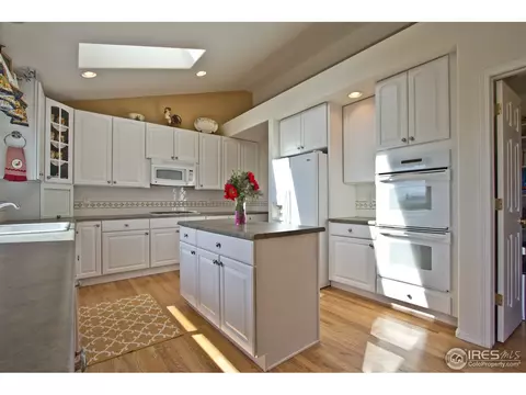 4392 Firehawk Ct, Windsor, CO 80550 photo 8