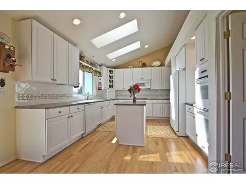 4392 Firehawk Ct, Windsor, CO 80550 photo 7
