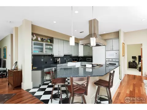 1360 Walnut St #402, Boulder, CO 80302 photo 3