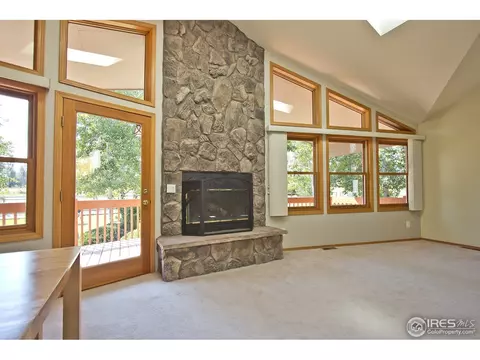 1827 Sheehan Dr, Berthoud, CO 80513 photo 5