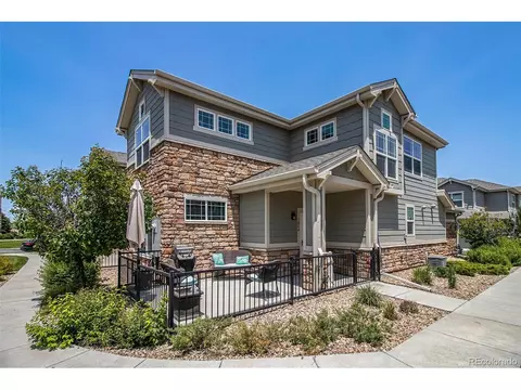 1864 S Buchanan Cir, Aurora, CO 80018