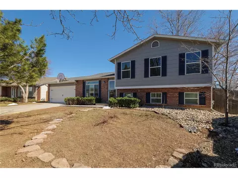 18050 E Pacific Pl, Aurora, CO 80013 photo 3