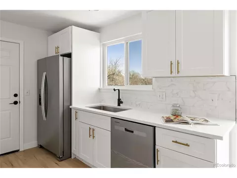 18050 E Pacific Pl, Aurora, CO 80013 photo 12