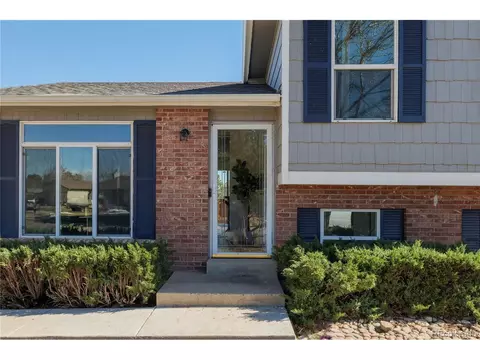 18050 E Pacific Pl, Aurora, CO 80013 photo 4