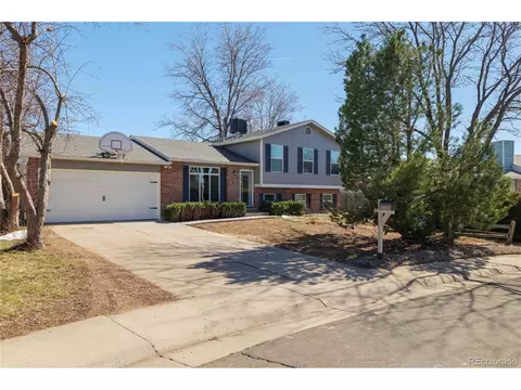 18050 E Pacific Pl, Aurora, CO 80013 photo 2