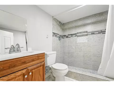Bath - 4059 Quivas St, Denver, CO 80211 photo 3 of 3