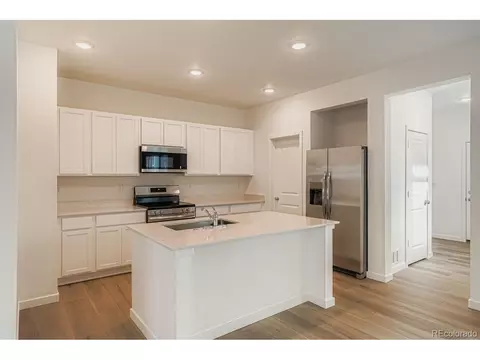 2819 E 153rd Ave, Thornton, CO 80602 photo 2