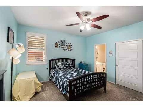 8804 Peakview Ave, Longmont, CO 80504 photo 17