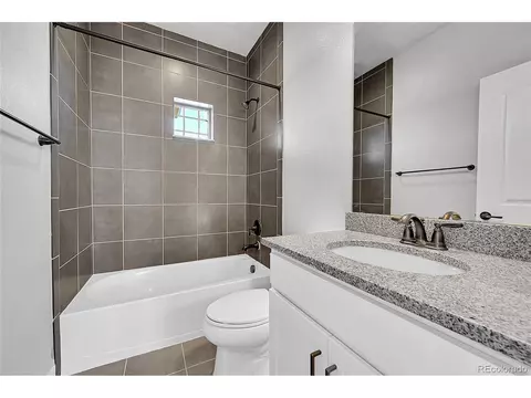 Bath - 10539 E 25th Dr, Aurora, CO 80010 photo 3 of 5