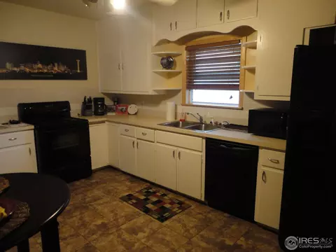 445 5th St, Frederick, CO 80530 photo 3