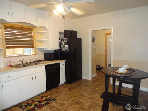 445 5th St, Frederick, CO 80530 photo 4
