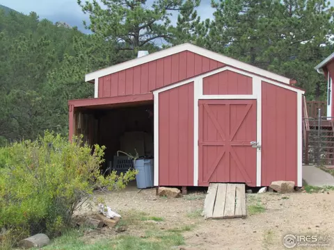 672 Saint Vrain Rd, Lyons, CO 80540 photo 4