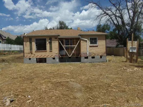 6975 W 61st Ave, Arvada, CO 80003