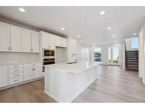 5215 Queen Ct, Arvada, CO 80002 photo 11