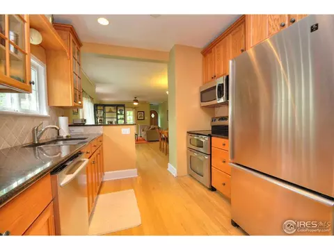 2050 Forest St, Denver, CO 80207 photo 7