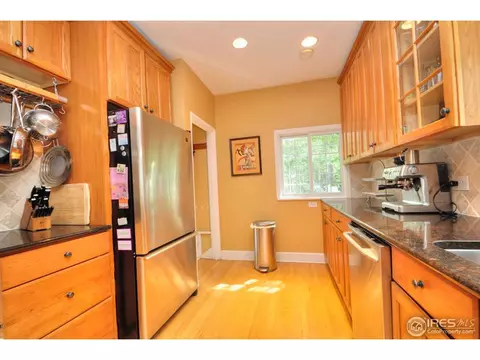 2050 Forest St, Denver, CO 80207 photo 6