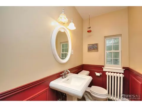 2050 Forest St, Denver, CO 80207 photo 10