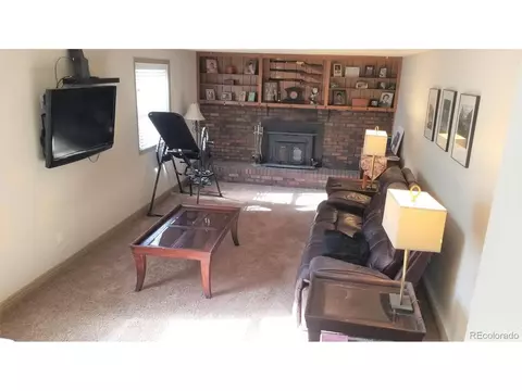 2575 S Eagle Cir, Aurora, CO 80014 photo 9