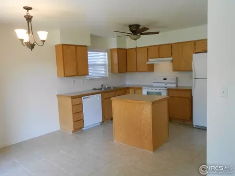 1118 Summit Ct, Windsor, CO 80550 photo 4