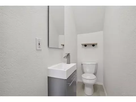 1237 E 26th Ave, Denver, CO 80205 photo 10