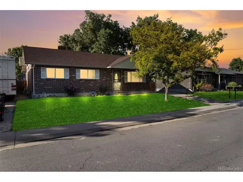 14495 Robins Dr, Denver, CO 80239