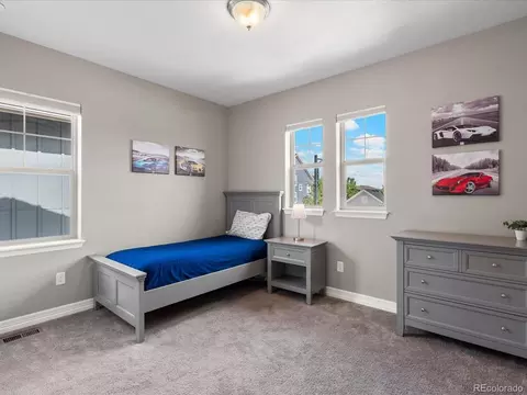 8492 E 55th Ave, Denver, CO 80238 photo 21