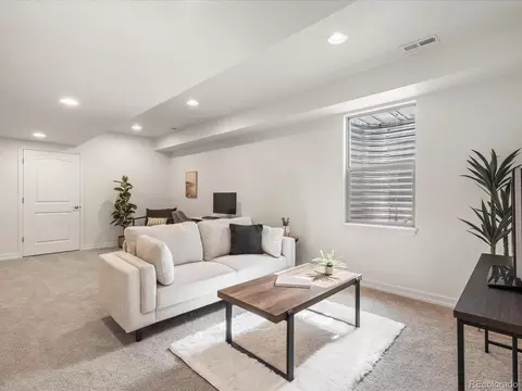 8492 E 55th Ave, Denver, CO 80238 photo 23