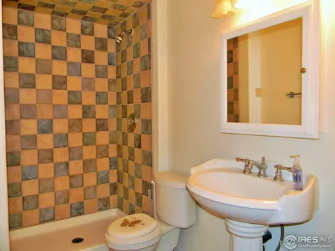 4001 Meadows Ave, Evans, CO 80620 photo 14