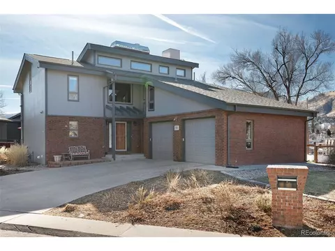 1900 East St, Golden, CO 80401