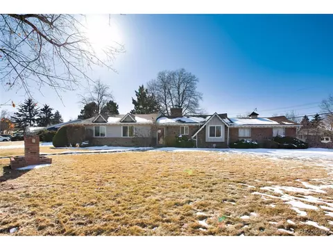 597 Oakland Ct, Aurora, CO 80010
