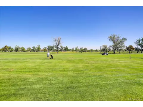 12385 E Cedar Cir, Aurora, CO 80012 photo 17