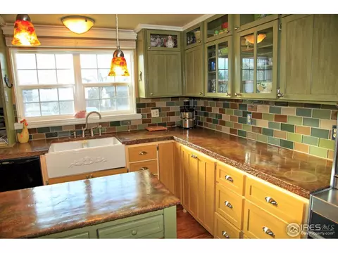 3745 Cloverleaf Dr, Boulder, CO 80304 photo 2
