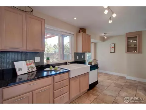 4616 Chatham Pl, Boulder, CO 80301 photo 8