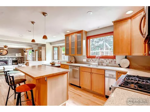 195 Pawnee Dr, Boulder, CO 80303 photo 9