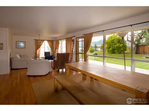 6731 Lakeview Dr, Boulder, CO 80303 photo 2