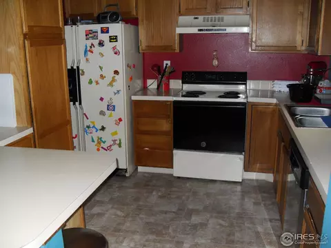 810 Douglas Pl, Berthoud, CO 80513 photo 3