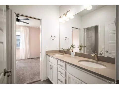9007 E 60th Ave, Denver, CO 80238 photo 22