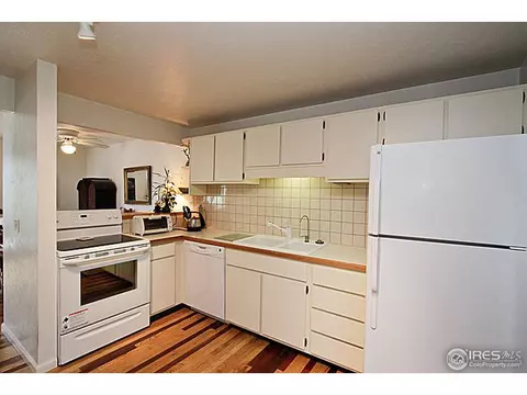 4494 Greenbriar Blvd, Boulder, CO 80305 photo 6