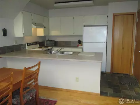 3662 Roundtree Ct, Boulder, CO 80304 photo 4