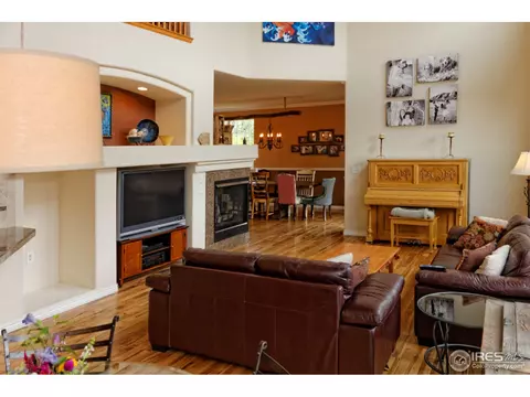 132 Falcon Ln, Lyons, CO 80540 photo 3
