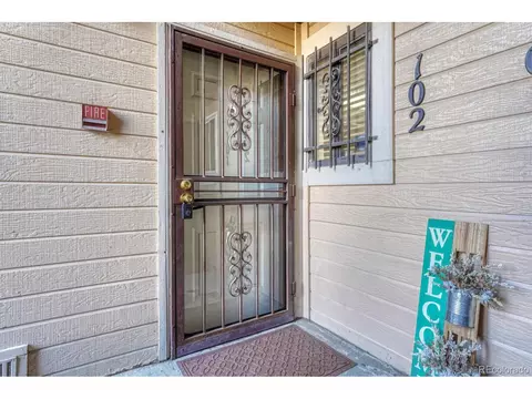 15594 E Arizona Ave #102, Aurora, CO 80017