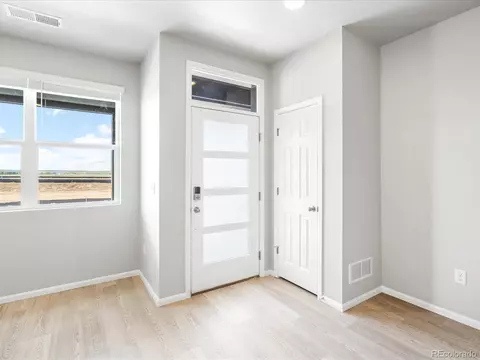 22331 E 7th Pl, Aurora, CO 80018 photo 6