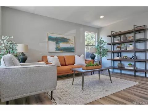 19441 Evans Dr, Aurora, CO 80013 photo 2