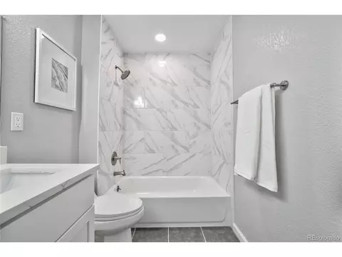 19441 Evans Dr, Aurora, CO 80013 photo 33