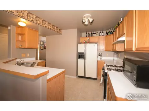 586 Aspen Cir, Frederick, CO 80530 photo 4